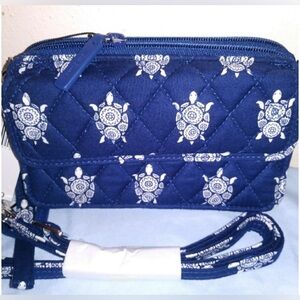 VERA BRADLEY ALL IN ONE CROSSBODY SEA TURTLES